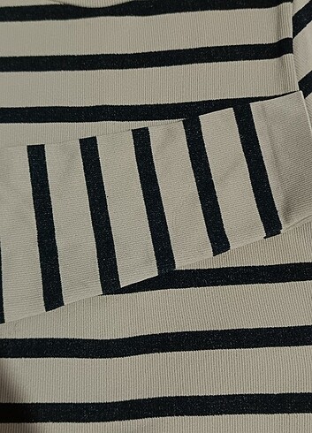 Stradivarius Uzun kollu crop üst 