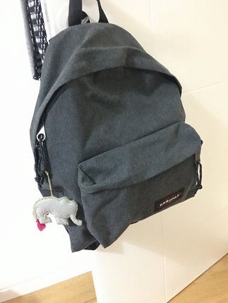 Eastpak sırt çantası