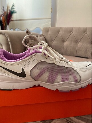 Nike spor ayakkabı
