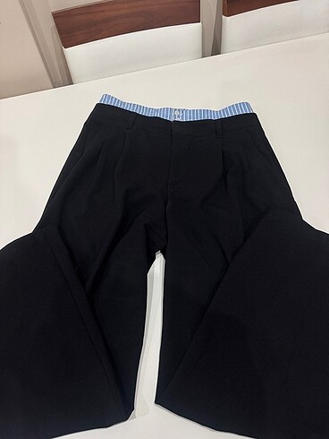 BERSHKA kumaş pantolon
