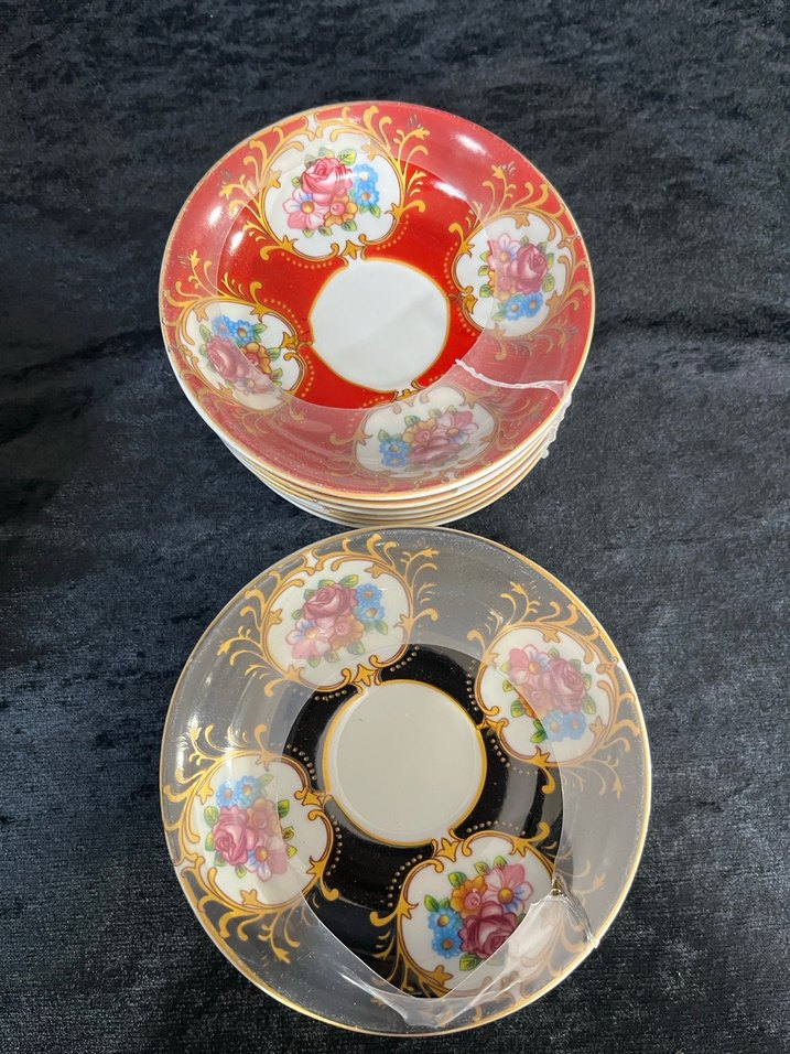 Çiçek Desenli Çok Renkli Porselen Tabaklar - Görsel 4