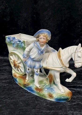 Atlı ve Çiçekli Araba Figürü - Görsel 2