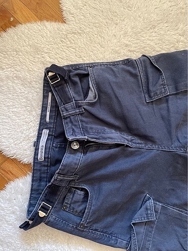 Bershka Pantolon
