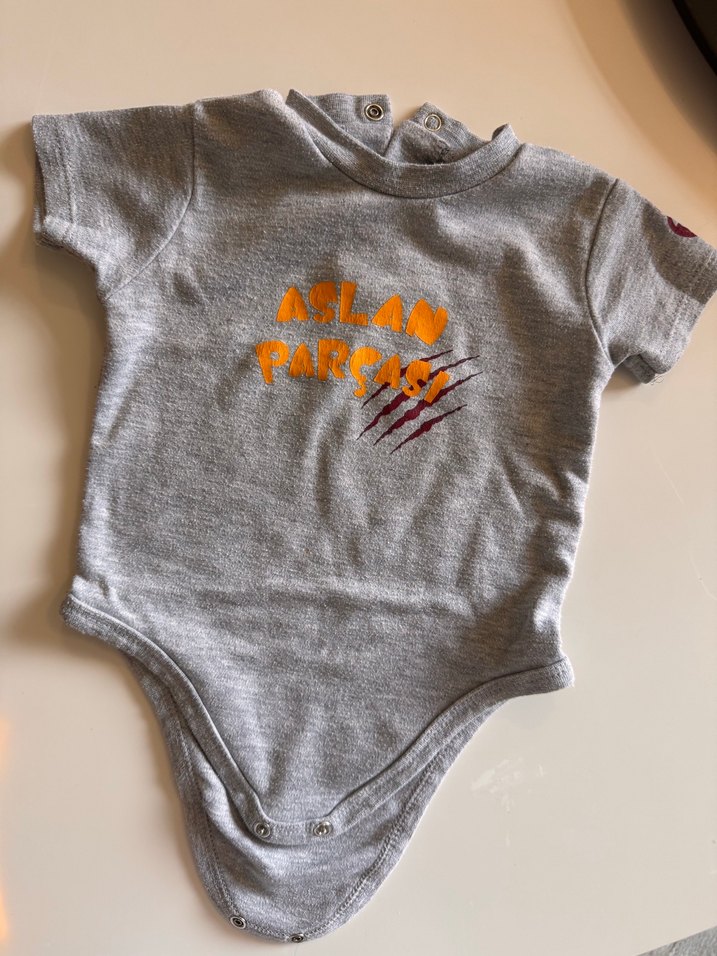 Galatasaray Gri Bebek Body Kısa Kollu - Görsel 4