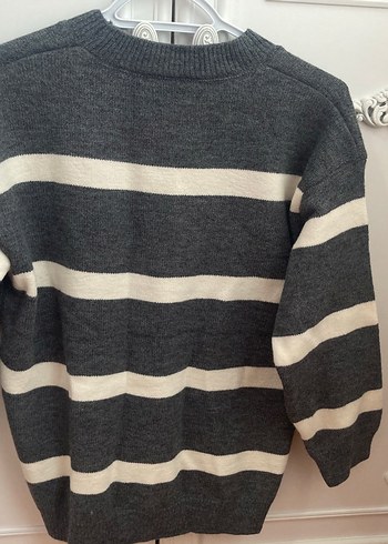 Gri Çizgili Örgü Kadın Kazak - Görsel 2