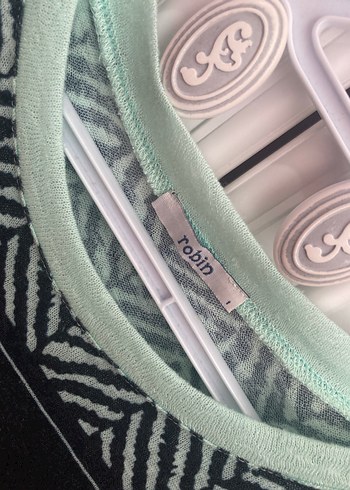 Kız Çocuk Yeşil Baskılı Kısa Kollu Tişört - Görsel 3