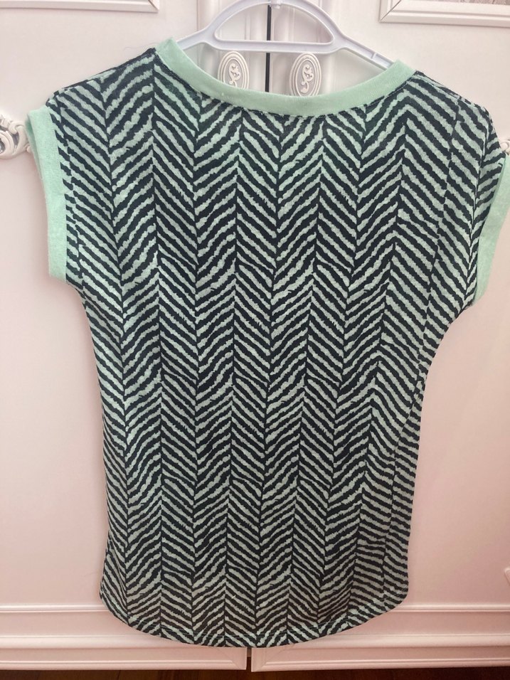 Kız Çocuk Yeşil Baskılı Kısa Kollu Tişört - Görsel 2