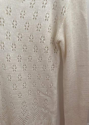 Beyaz V Yaka Triko Kazak - Görsel 2