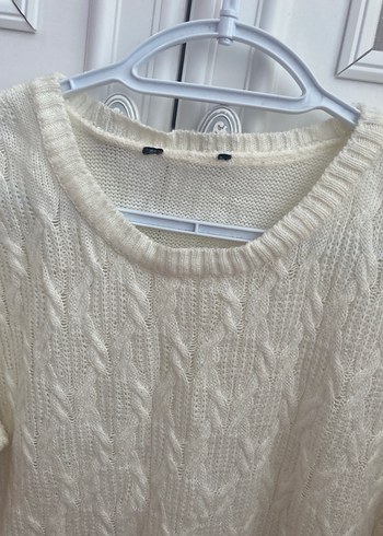 Beyaz Örgü Kadın Kazak - Görsel 3