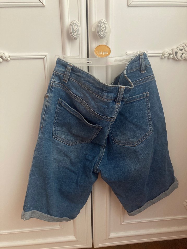 Kadın Mavi Rahat Kesim Midi Kot Şort - Görsel 3