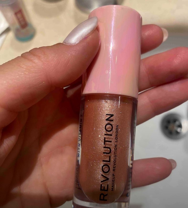 Revolution shimmer bomb lip gloss - Görsel 2