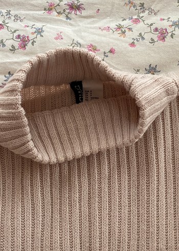 Bej Kadın Örme Yüksek Yaka Kazak - Görsel 3