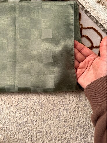 Yeşil şal - Görsel 2