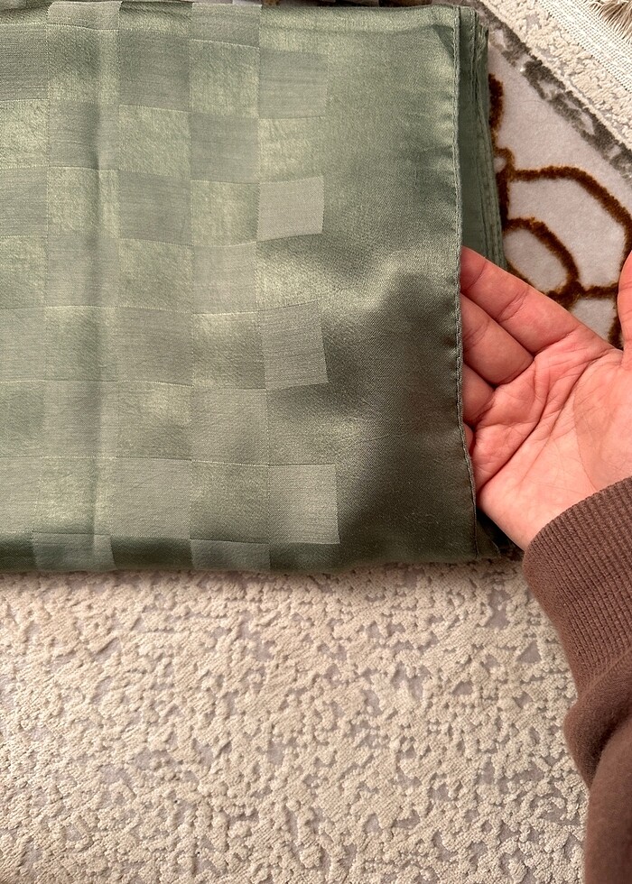 Yeşil şal - Görsel 2