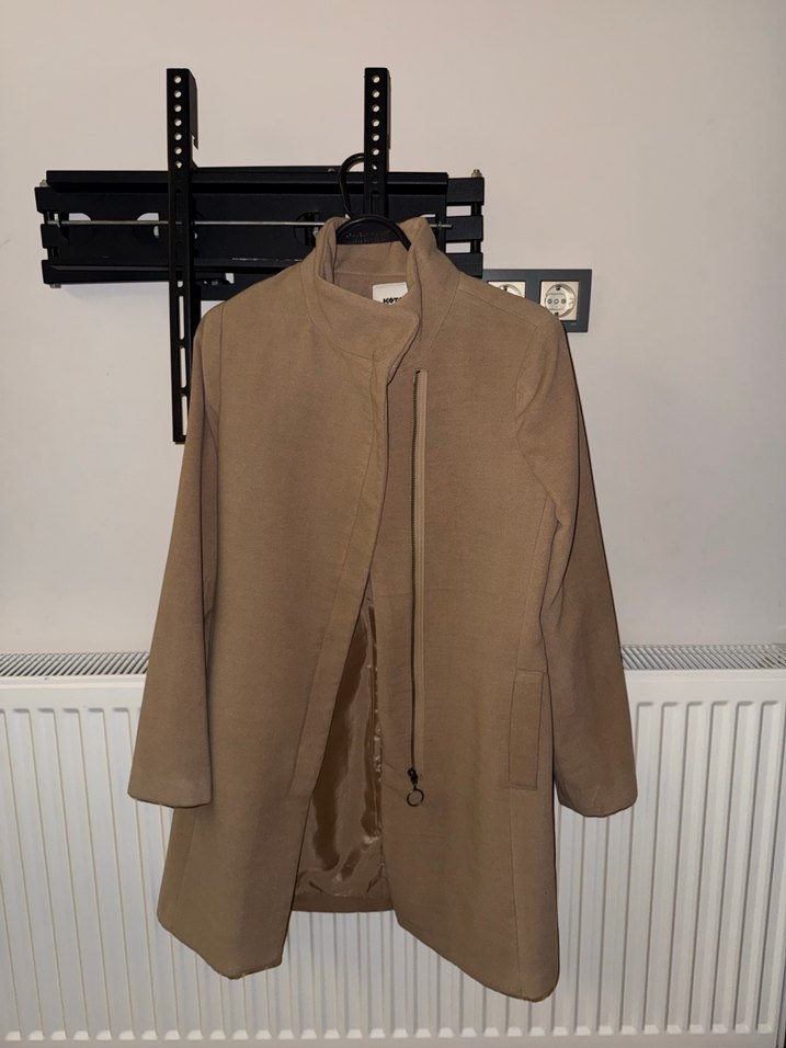 Bej Düğmeli Uzun Kaban 36 - Görsel 4