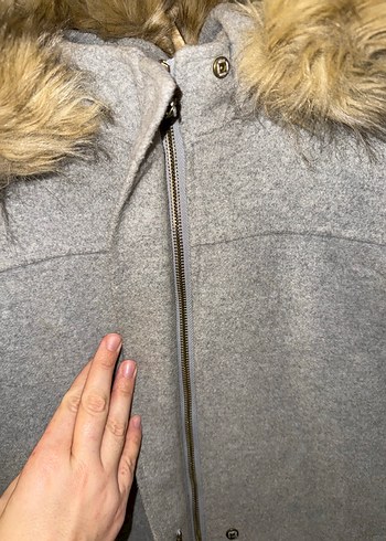 Gri Midi Yünlü Kürklü Kaban 34 - Görsel 2