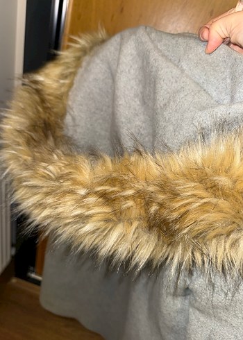 Gri Midi Yünlü Kürklü Kaban 34 - Görsel 4