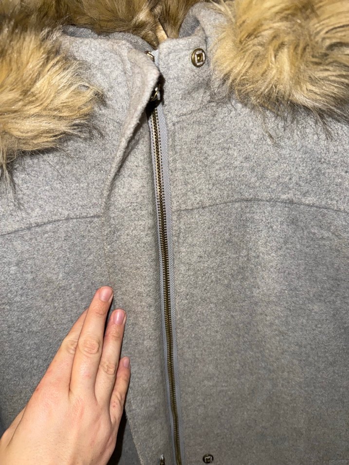 Gri Midi Yünlü Kürklü Kaban 34 - Görsel 2