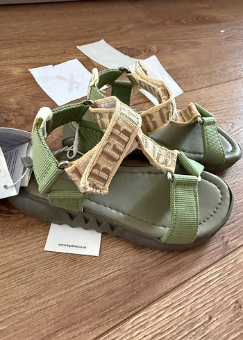 G&B 26 no Yeşil Sandalet - Görsel 7