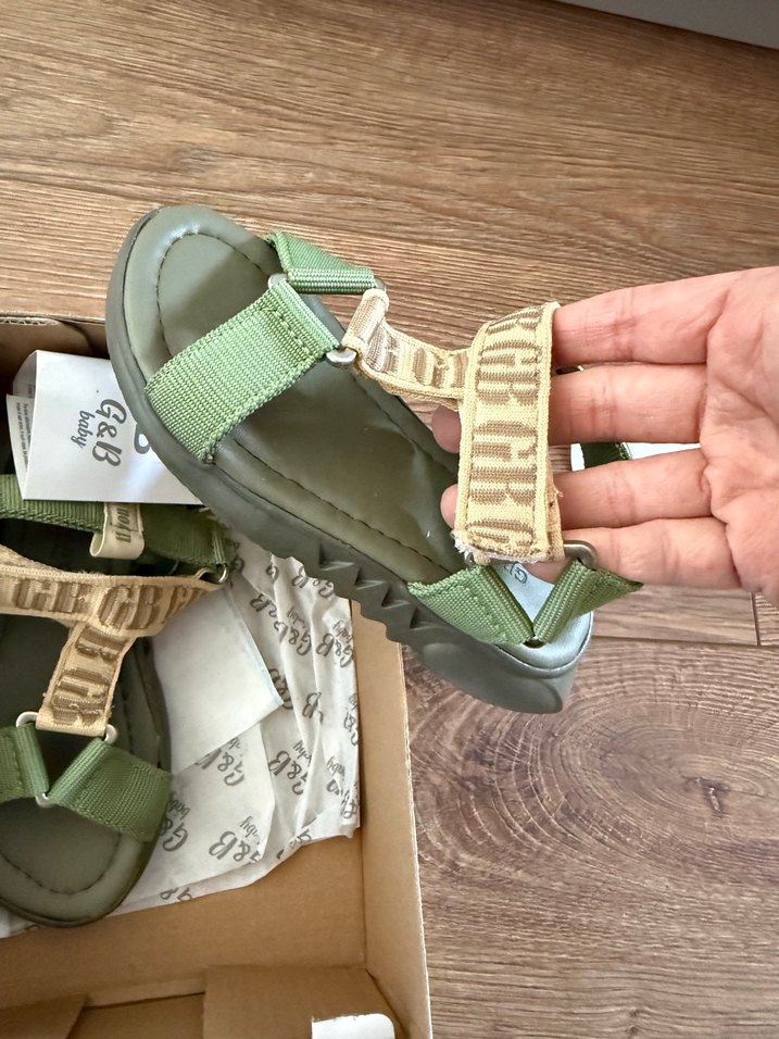 G&B 26 no Yeşil Sandalet - Görsel 2