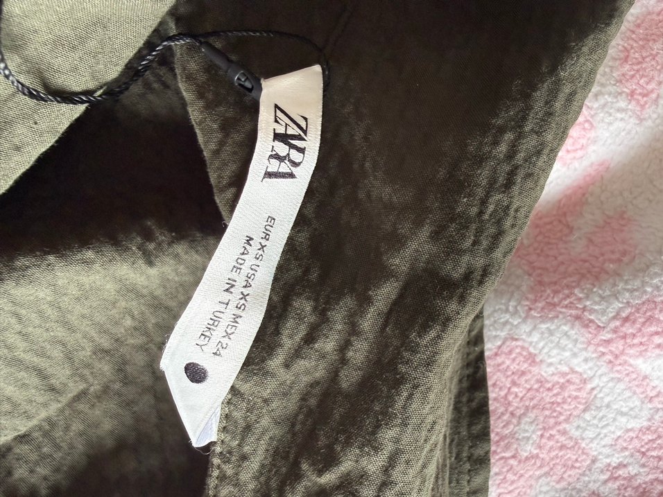 Kadın V Yaka Düğmeli Keten Gömlek - Görsel 4