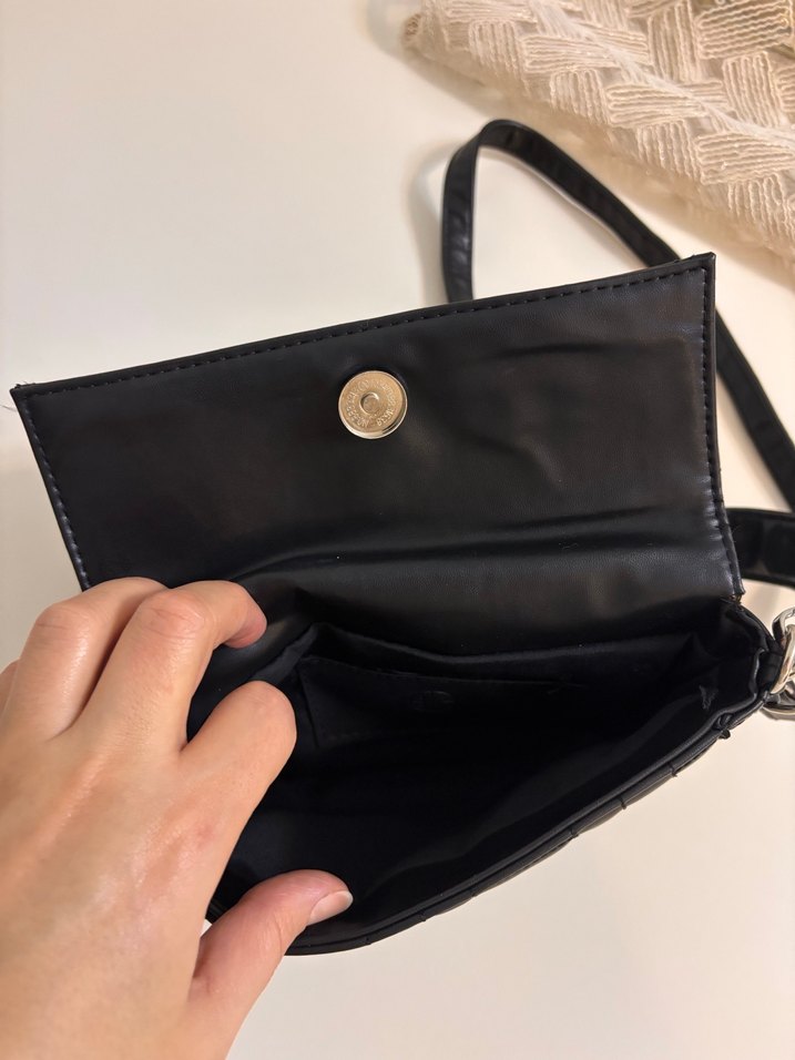 Elle orjinal Deri Siyah Kareli Kadın Çantası - Görsel 3