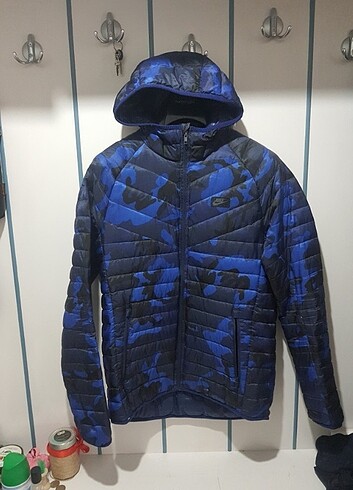 m Beden lacivert Renk Orjinal Kaz Tüyü Nike mont (M Beden)