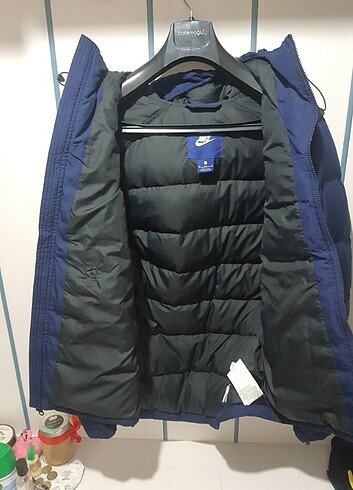 Orjinal Nike Kaz Tüyü Mont ( M Beden)