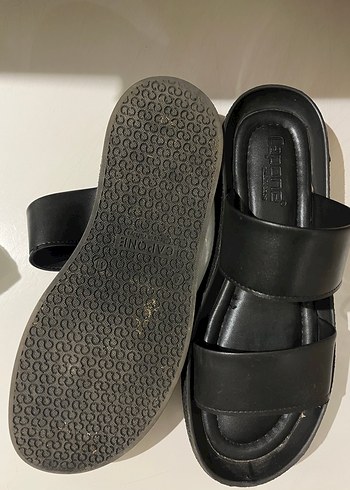 Siyah Platform Topuklu Kadın Sandalet - Görsel 2