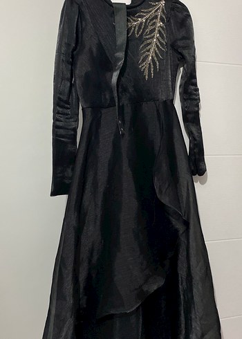 Uzun Kollu Siyah Gotik Nakışlı Abiye Elbise