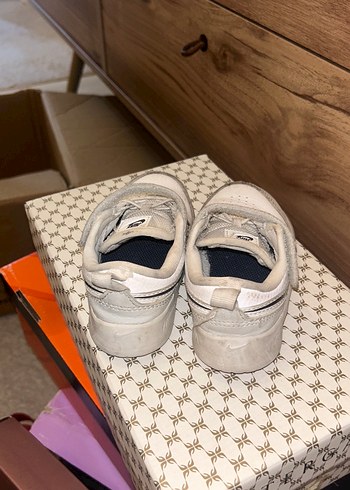 Beyaz Erkek Çocuk Nike Velcro - Görsel 3