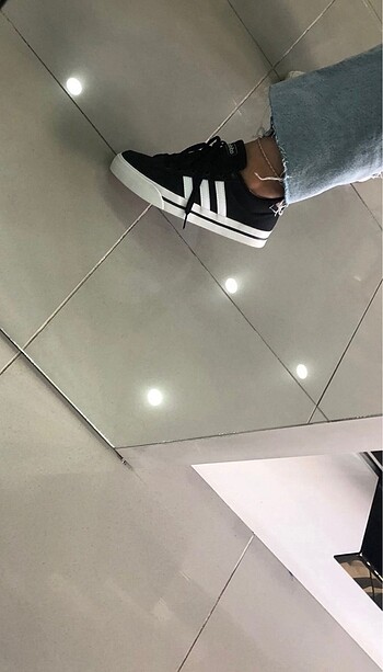 Adidas Spor ayakkabı