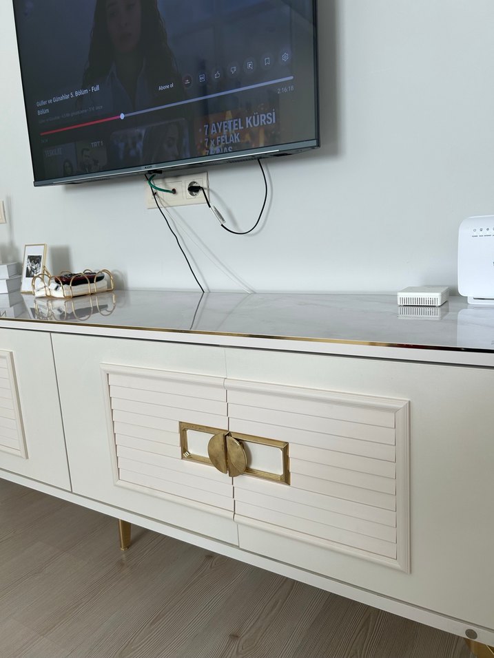 Veyron Beyaz TV Ünitesi - Görsel 3