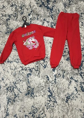 Kız Çocuk Unicorn Baskılı Kırmızı Eşofman Takımı - Görsel 3