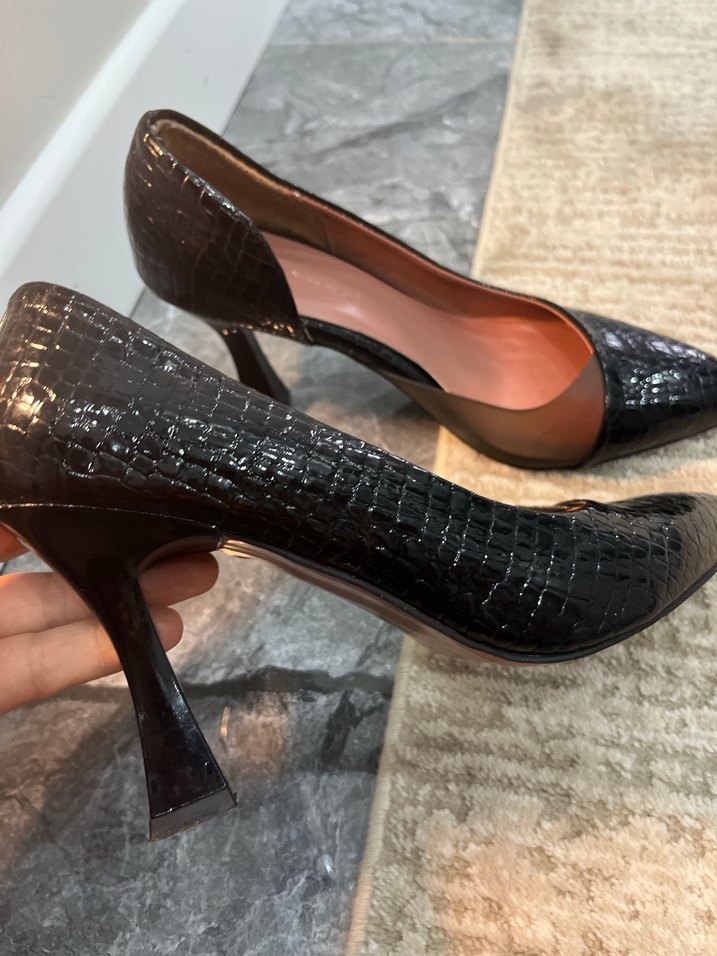 Siyah Deri Yılan Desenli Stiletto - Görsel 3