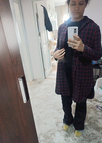 Gri Ekose Desenli Uzun Kollu Kadın Gömlek - Görsel 3