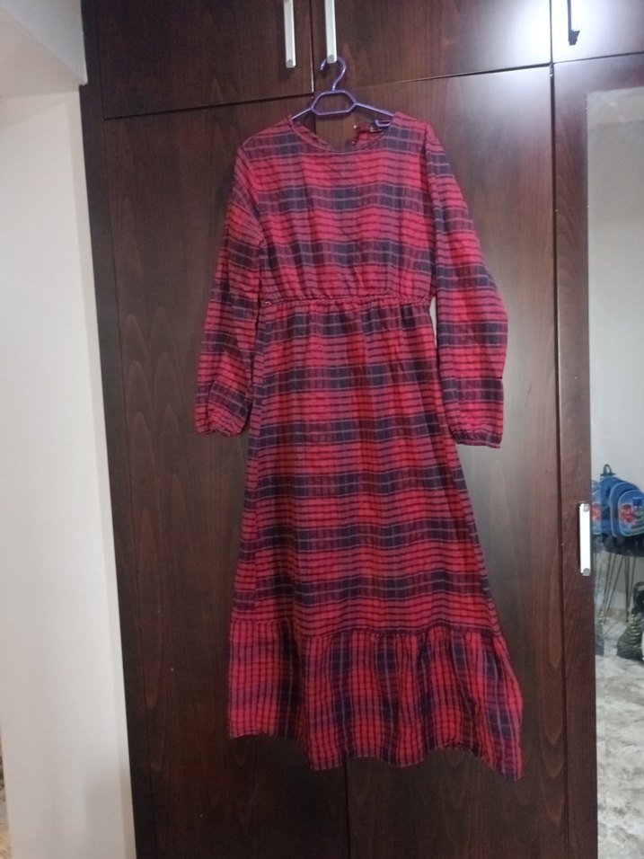 Kırmızı Uzun Kollu Salaş Uzun Elbise - Görsel 2