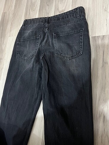 26 Beden siyah Renk Mom jean