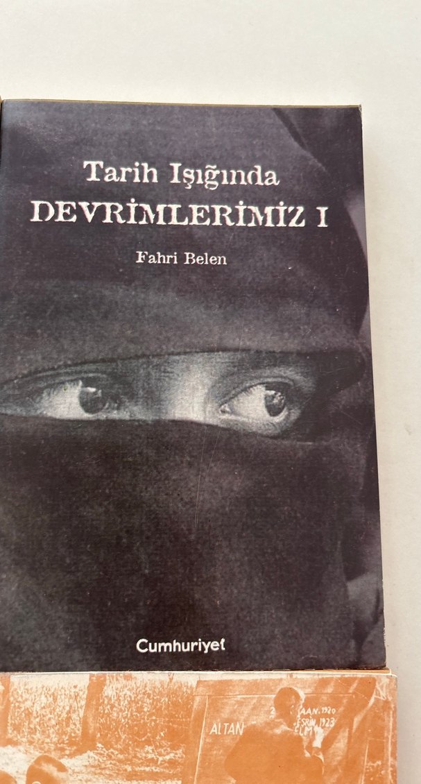 Tarih Işığında Devrimler Kitap Seti - Görsel 4