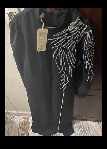 Nakışlı Siyah Uzun Kollu Uzun Elbise - Görsel 3