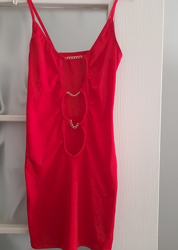Zincir Detaylı Kırmızı Mini Elbise