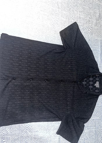 H&M Dugmeli Siyah V Yakali Dantelli Erkek Gomlek