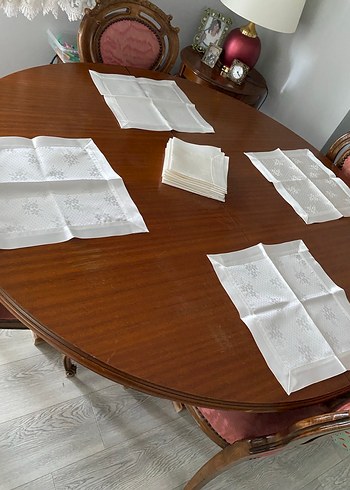 Nakışlı Beyaz saten peçete - Görsel 7