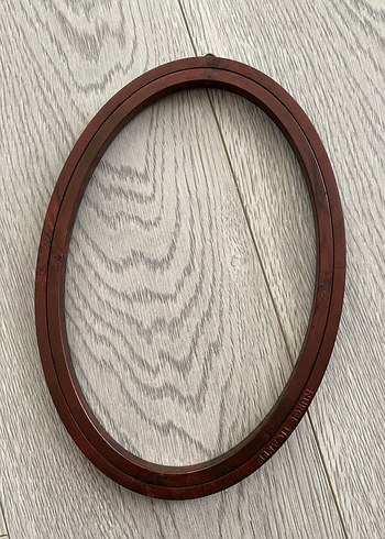 Bej Oval ahşap Çerçeve