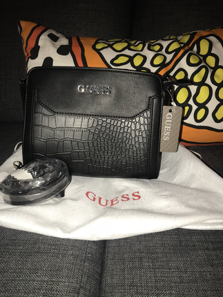 universal Beden guess çapraz askılı