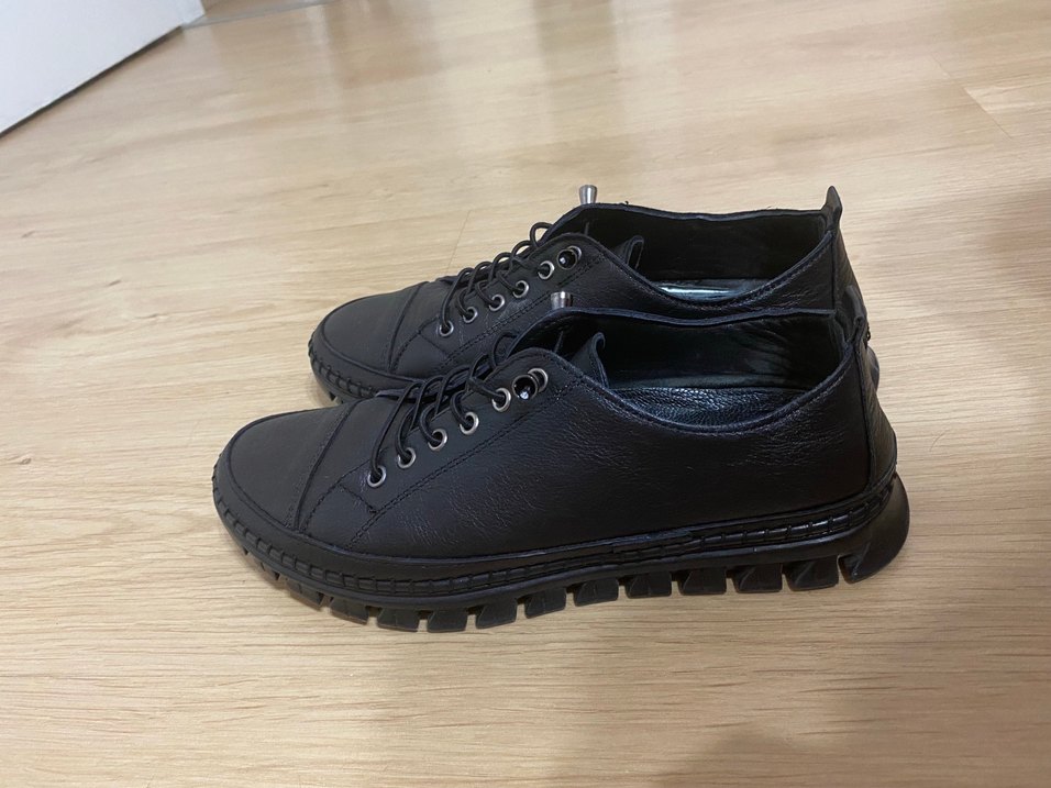 Siyah Minimalist Günlük Ayakkabı - Görsel 2