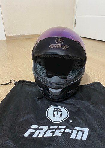 Temiz Kilitli Siyah Baskılı Motosiklet Kaskı - Görsel 7