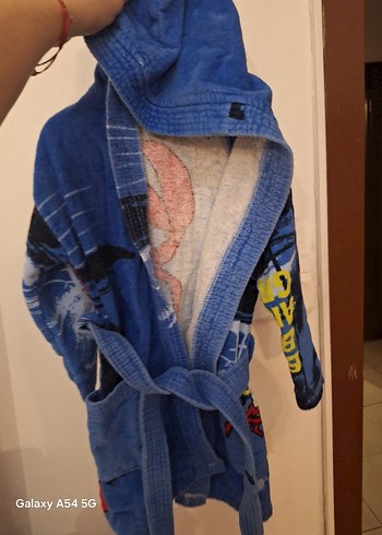 Erkek Çocuk Renkli Baskılı Mavi Bornoz - Görsel 2