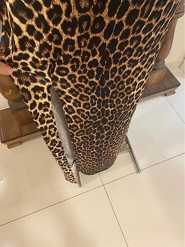 l Beden Leoparlı elbise