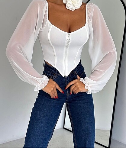 Beyaz şık bluz